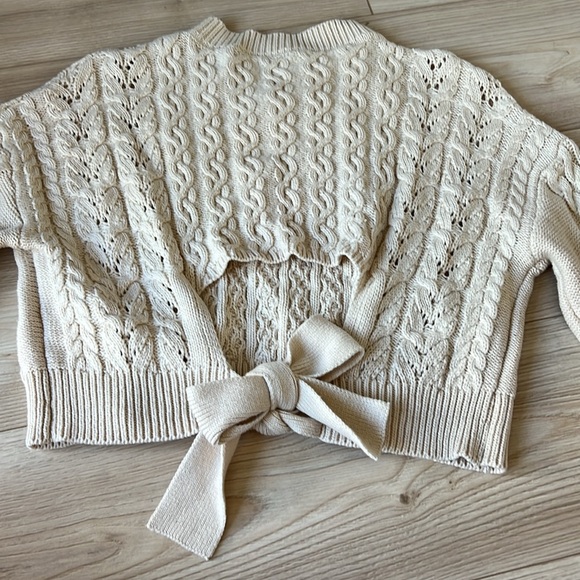 Windsor Sweater - Picture 3 of 3